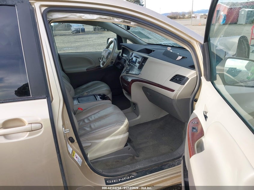 2011 Toyota Sienna Xle