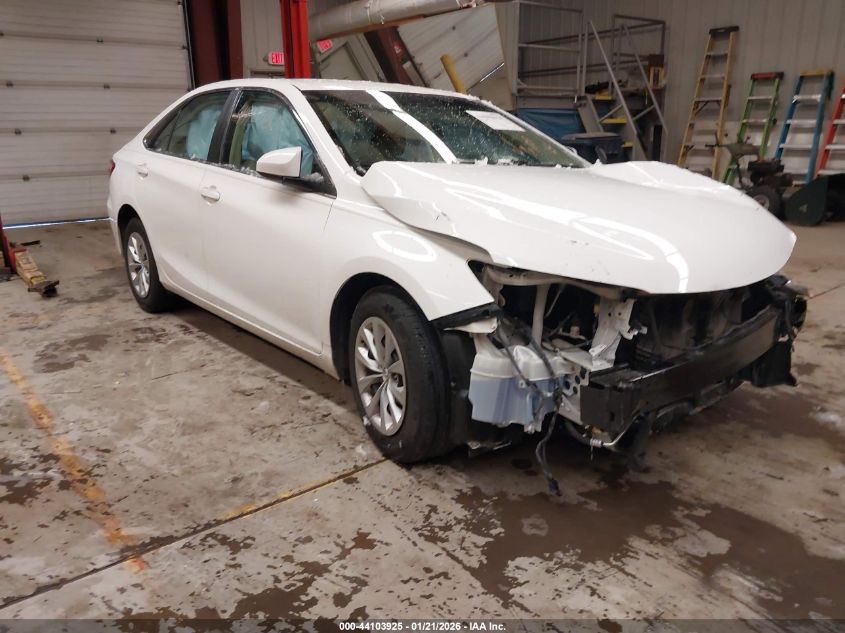 2016 Toyota Camry Le