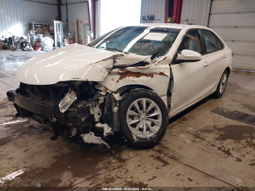 2016 Toyota Camry Le