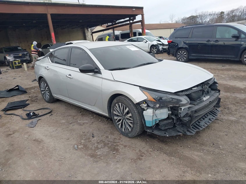 2024 Nissan Altima Sv Fwd