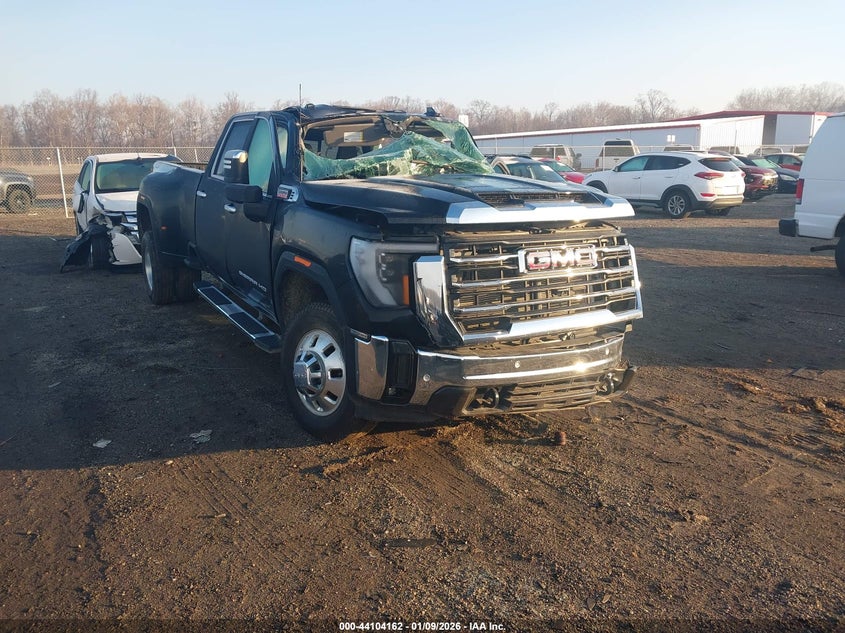 2025 GMC Sierra 3500Hd 4Wd Long Bed Slt