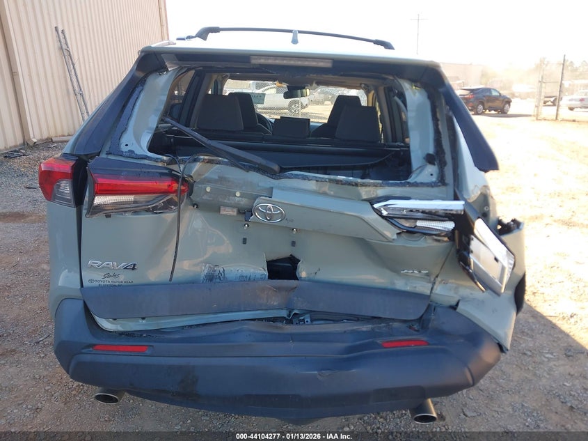 VIN JTMW1RFV1KD021577 2019 TOYOTA RAV4 XLE