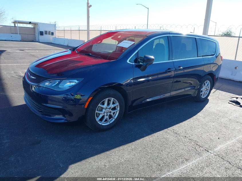 Vin: 2c4rc1dg3hr756693, lot: 44600396, chrysler pacifica touring 20172