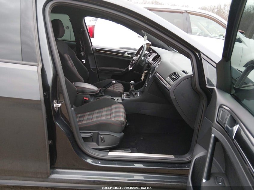 2017 Volkswagen Golf Gti Autobahn 4-Door/S 4-Door/Se 4-Door/Sport 4-Door