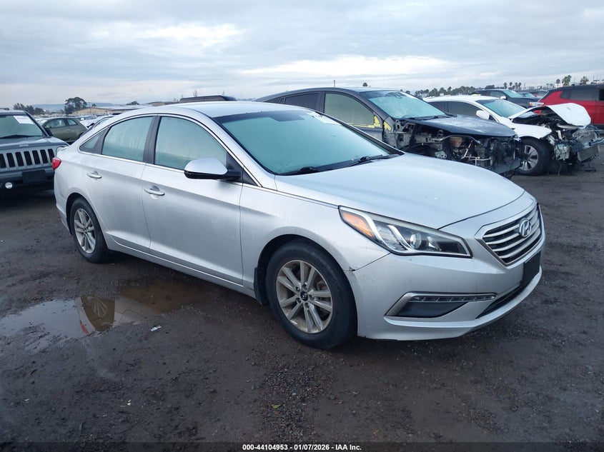 5NPE24AFXFH040379 2015 Hyundai Sonata Se auction photo 1