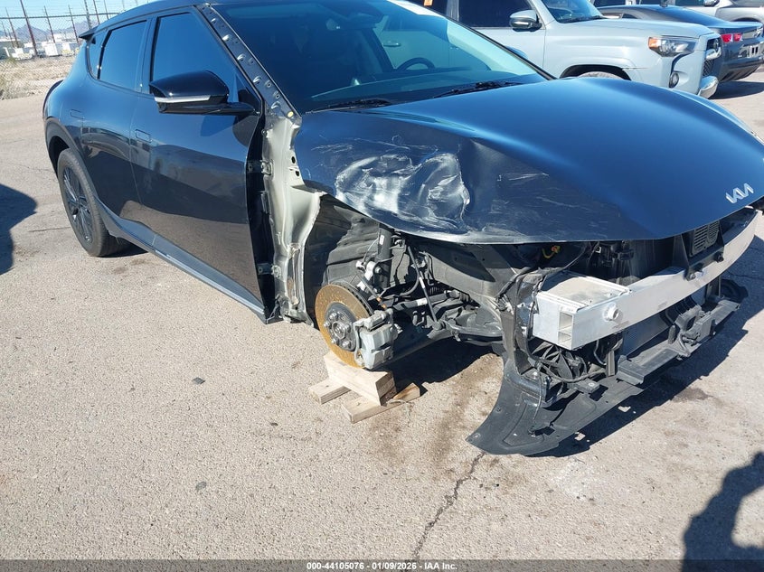 VIN KNDC3DLC3R5172038 2024 KIA EV6 LIGHT LONG RANGE