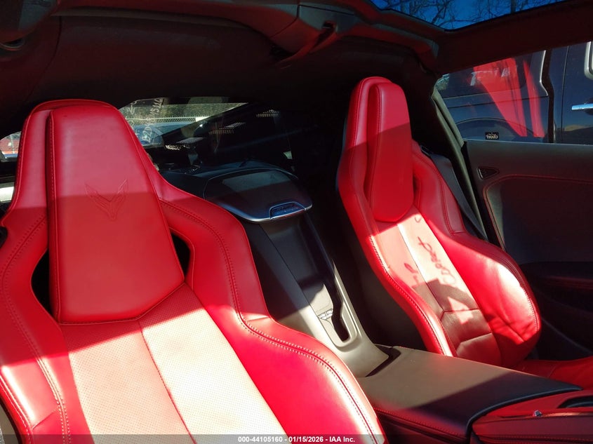 2021 Chevrolet Corvette Stingray Rwd 2Lt VIN: 1G1YB2D48M5116165 Lot: 44105160