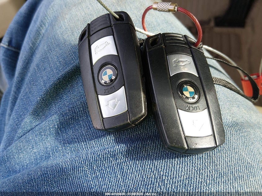 2008 BMW 650I VIN: WBAEB535X8CX63638 Lot: 44105639