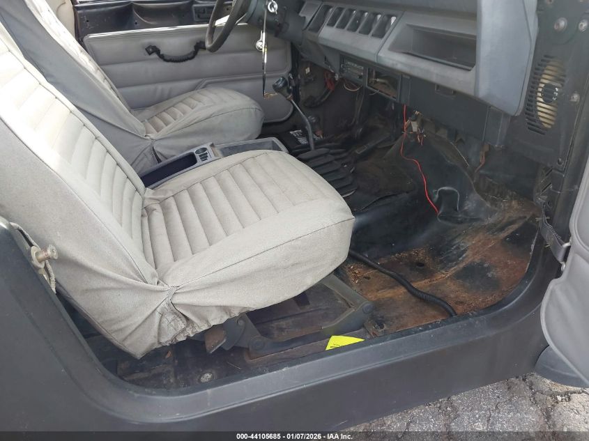 1989 Jeep Wrangler / Yj