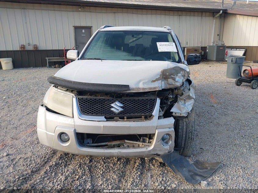 2006 Suzuki Grand Vitara Luxury VIN: JS3TD947564105794 Lot: 44105692
