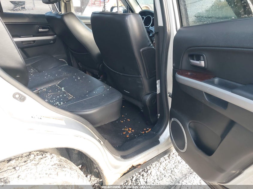 2006 Suzuki Grand Vitara Luxury VIN: JS3TD947564105794 Lot: 44105692