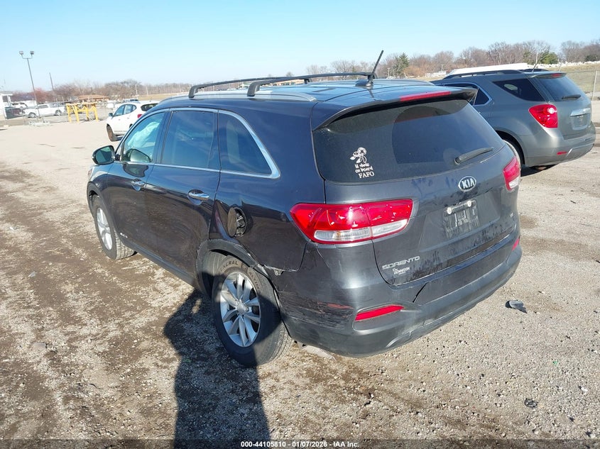 VIN 5XYPGDA59JG409279 2018 KIA SORENTO 3.3L LX