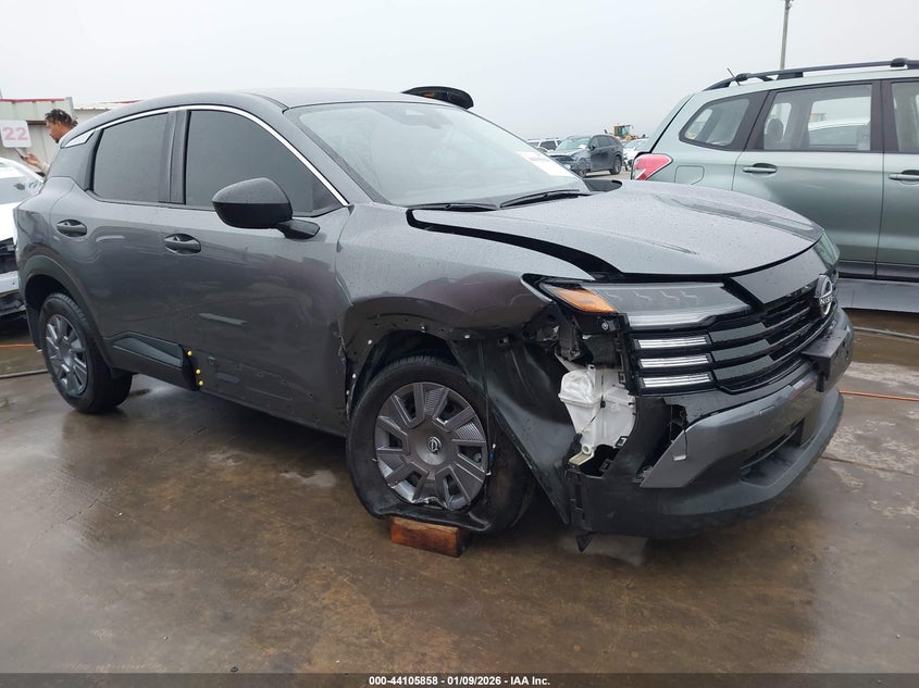 2025 Nissan Kicks S Fwd