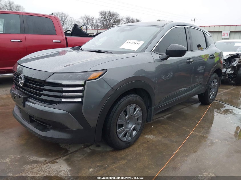 2025 Nissan Kicks S Fwd