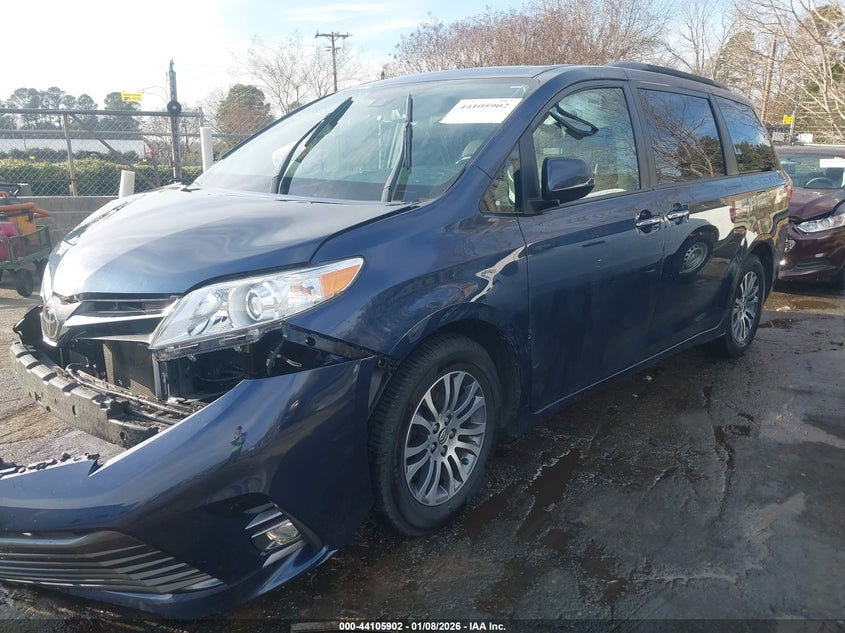 2019 Toyota Sienna Xle 7 Passenger