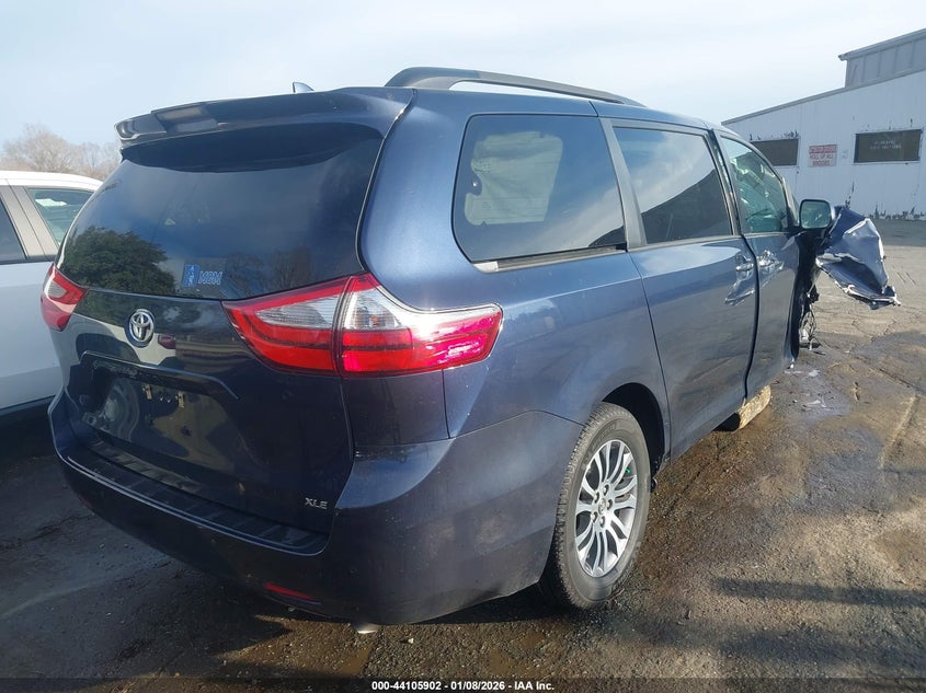 2019 Toyota Sienna Xle 7 Passenger