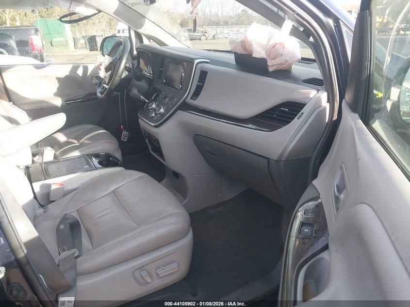 2019 Toyota Sienna Xle 7 Passenger