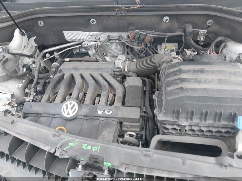 VIN 1V2ER2CA0JC541530 2018 VOLKSWAGEN ATLAS 3.6L V6 SEL