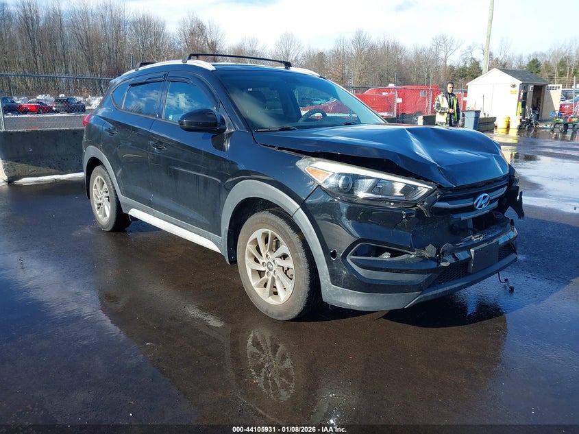 KM8J3CA44HU566693 2017 Hyundai Tucson Se auction photo 1