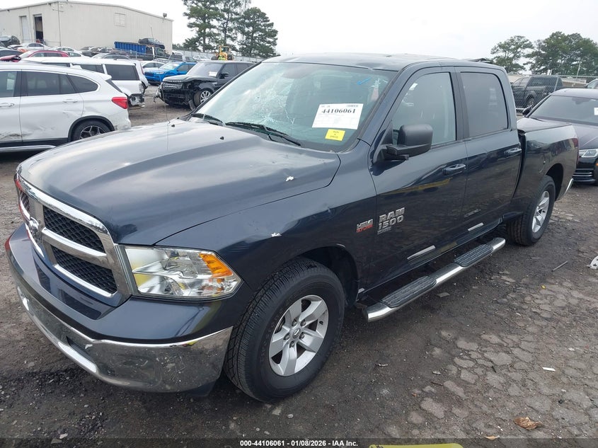 2019 Ram 1500 Classic Slt 4X2 6'4 Box