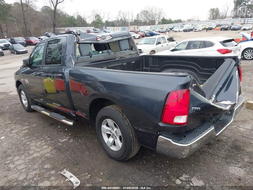 2019 Ram 1500 Classic Slt 4X2 6'4 Box