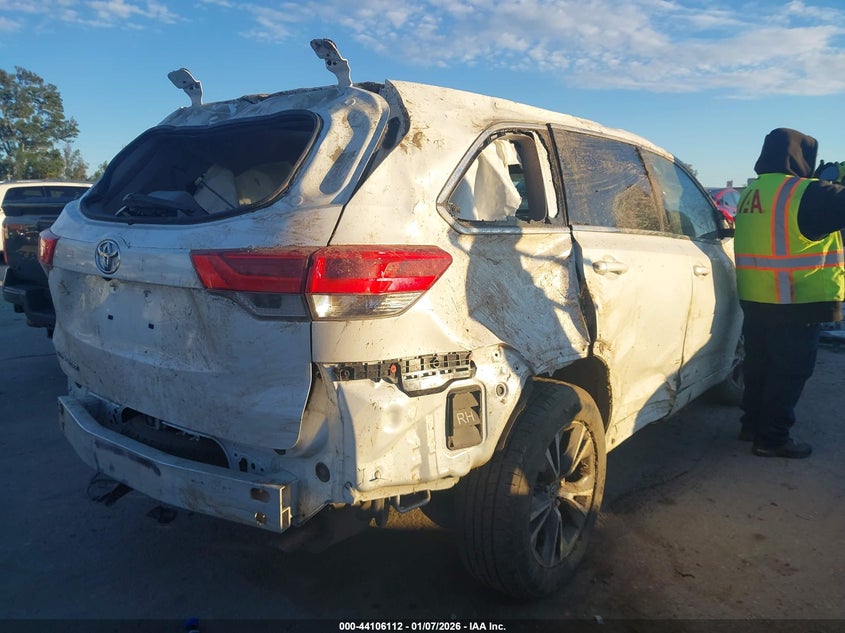 2018 Toyota Highlander Le