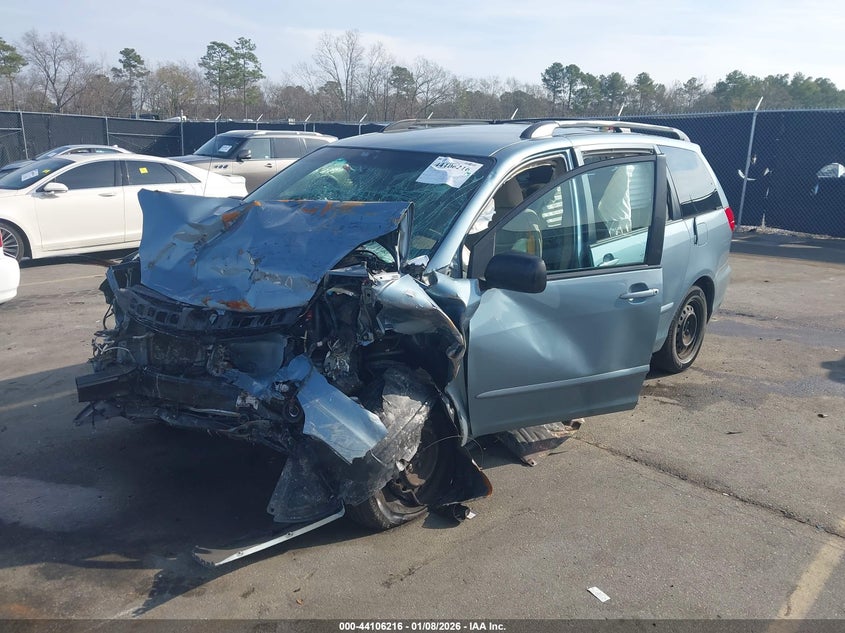 2008 Toyota Sienna Le