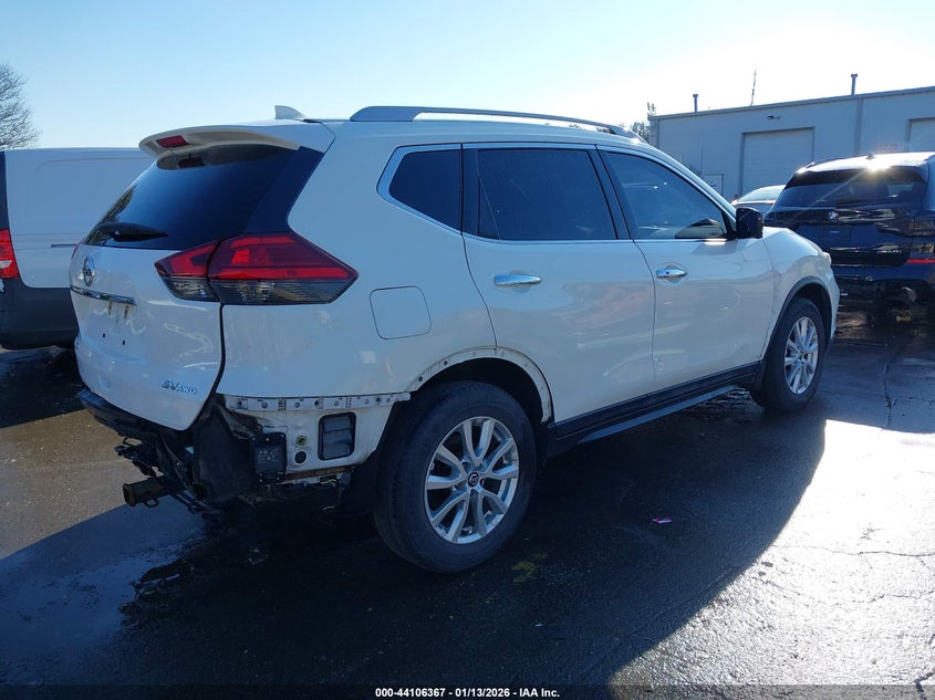 2017 Nissan Rogue Sv
