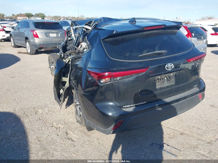 2022 Toyota Highlander Xle