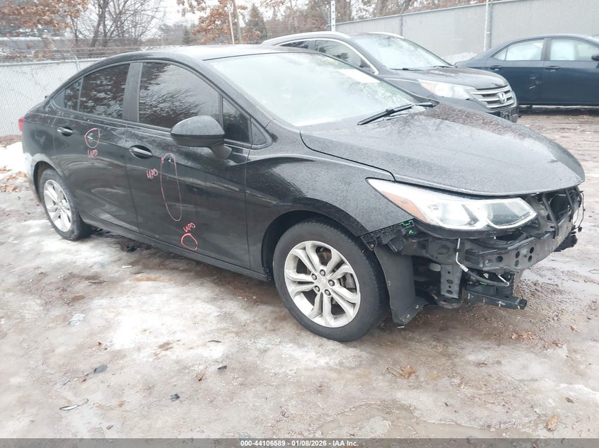 2019 Chevrolet Cruze Ls