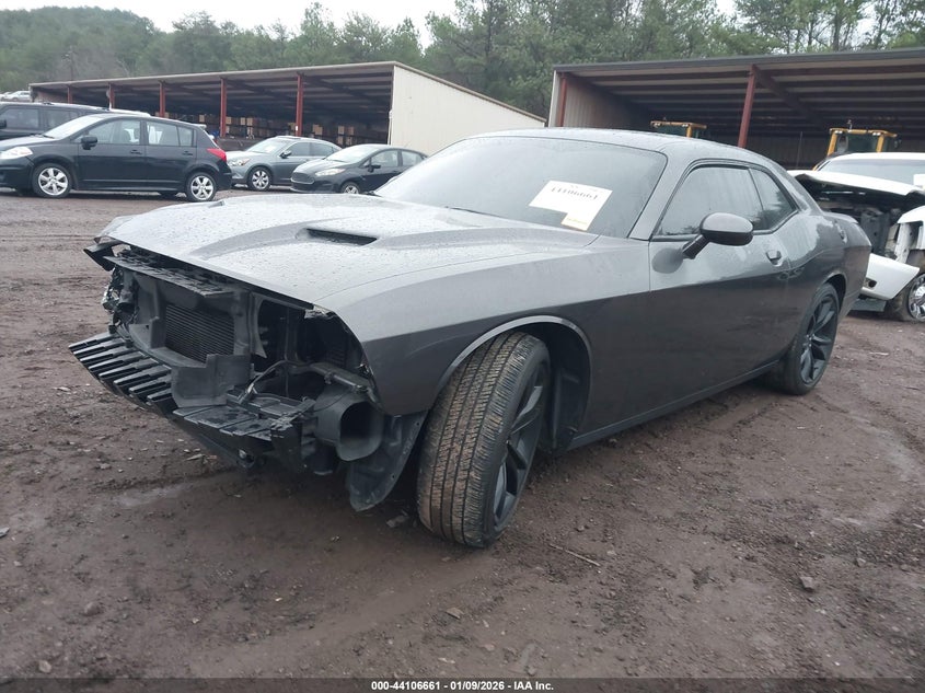 2018 Dodge Challenger Sxt Plus 2C3CDZAG2JH252139 photo #3