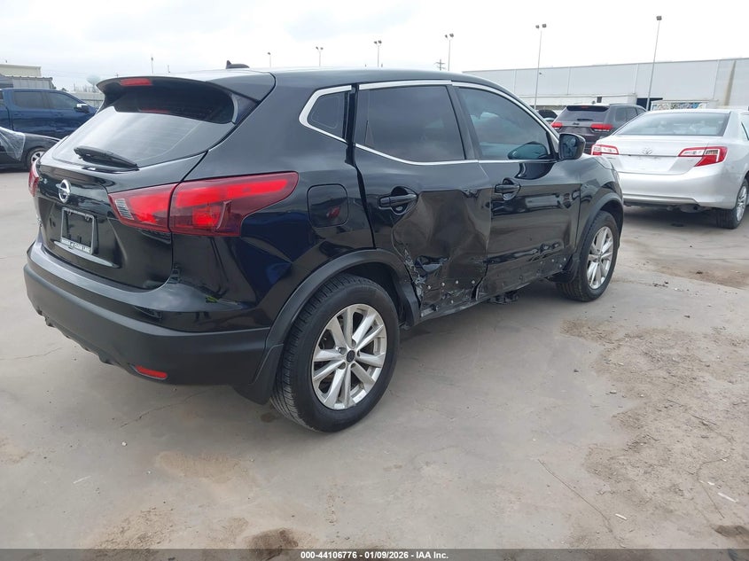 2019 Nissan Rogue Sport S