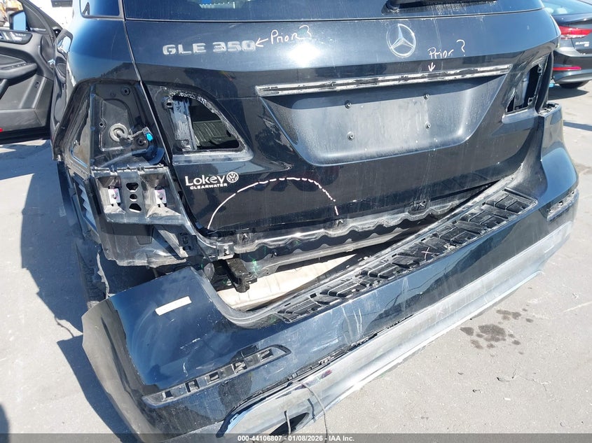 VIN 4JGDA5JB8HA946845 2017 MERCEDES-BENZ GLE 350