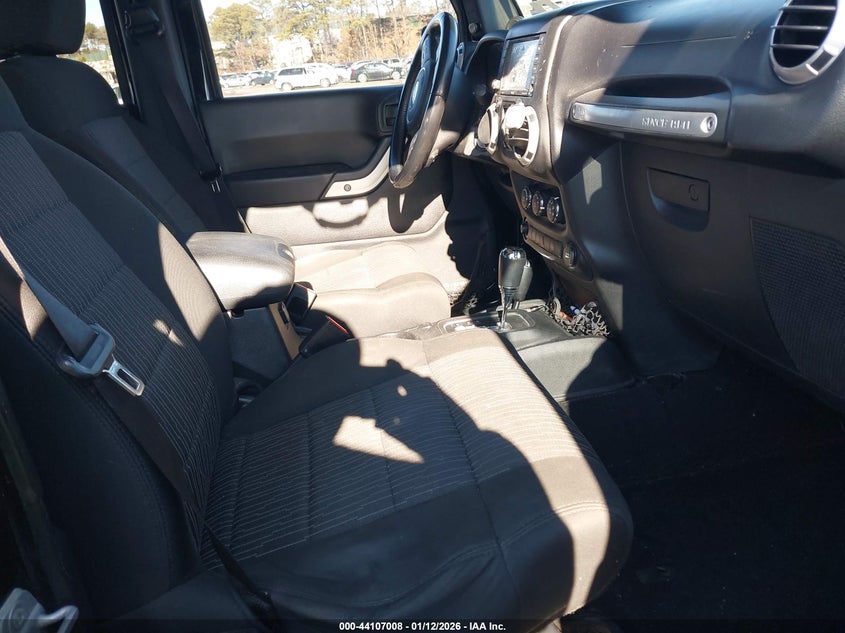 2012 Jeep Wrangler Unlimited Sahara