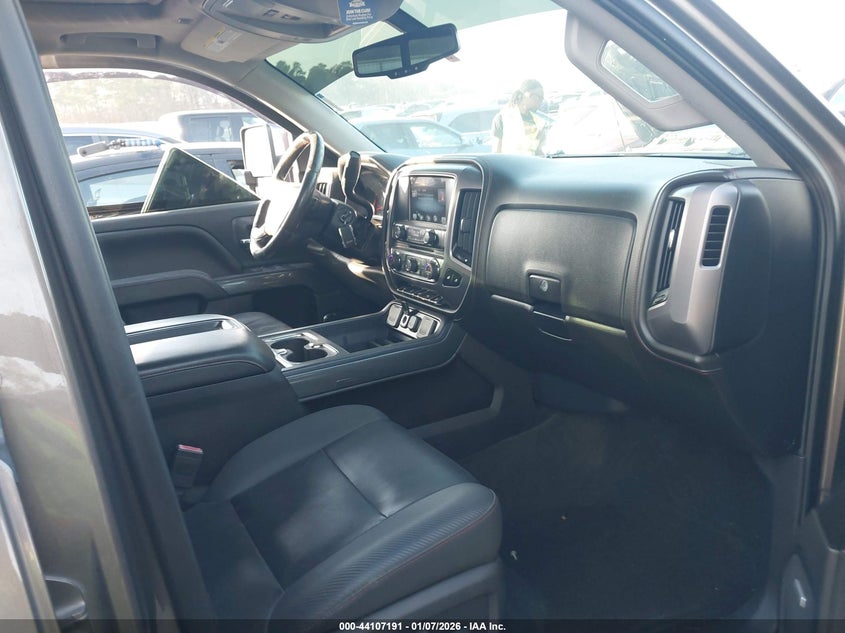 GMC SIERRA 1500 - zdjęcie 5