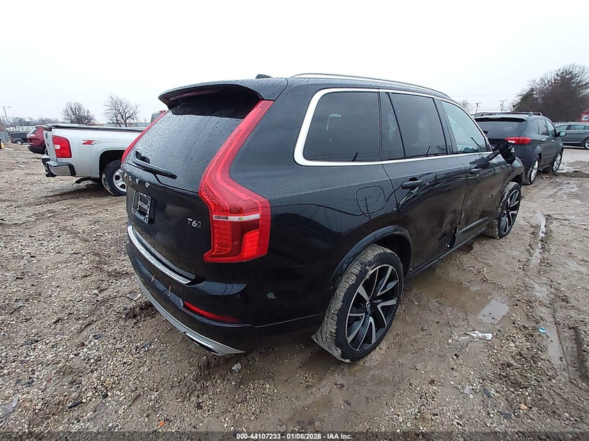 2020 Volvo Xc90 T6 Momentum 7 Passenger