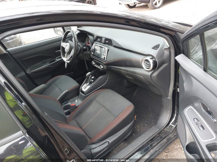 2020 Nissan Versa Sr Xtronic Cvt
