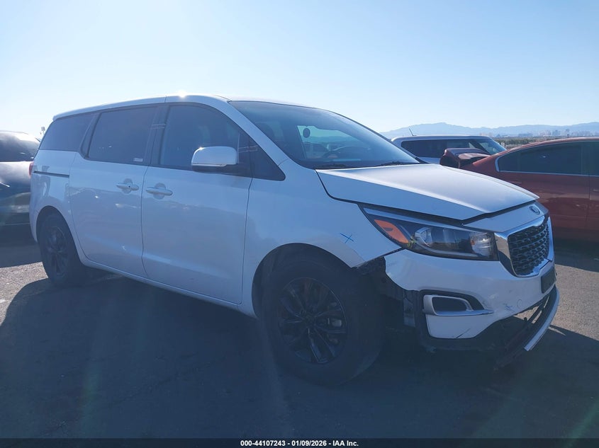 2019 KIA SEDONA LX