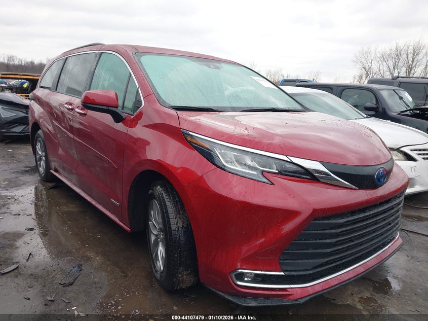 TOYOTA SIENNA 2021. Lot# 44107479. VIN 5TDYSKFC4MS032804. Photo 1