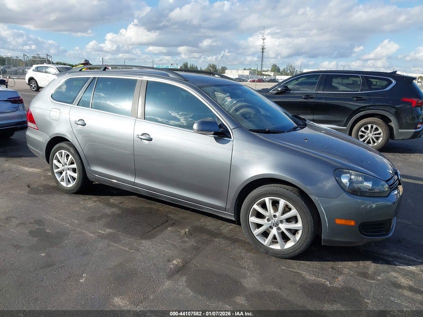 3VWPP7AJ2EM614947 2014 Volkswagen Jetta Sportwagen 2.5L Se auction photo 1