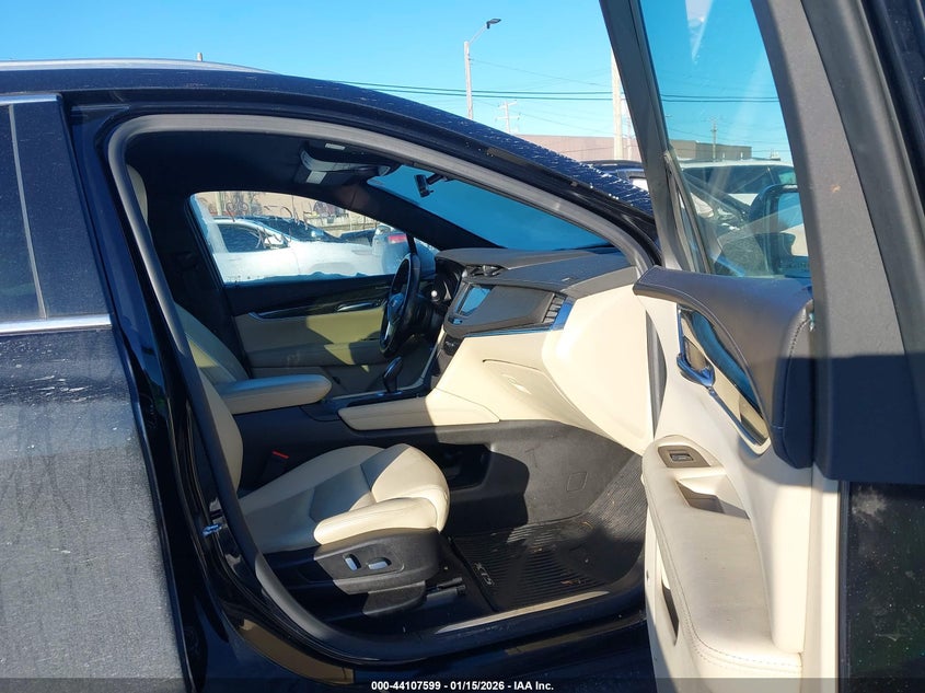 2019 Cadillac Xt5 Standard