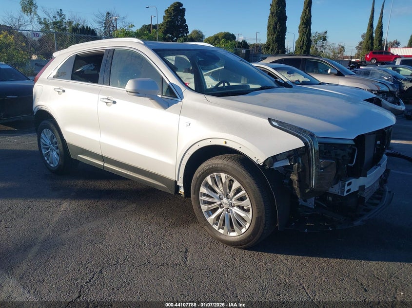2024 CADILLAC XT4 FWD LUXURY