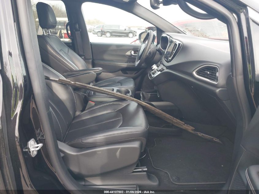 2025 Chrysler Pacifica - 2C4RC1BG4SR520502