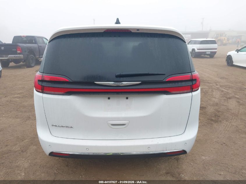 2025 Chrysler Pacifica - 2C4RC1BG6SR551539