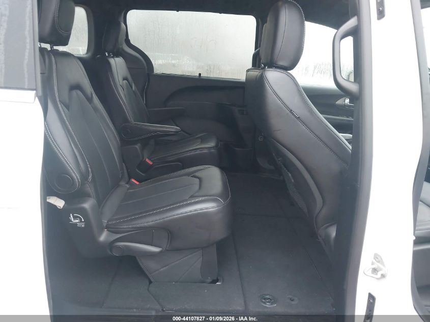 2025 Chrysler Pacifica - 2C4RC1BG6SR551539