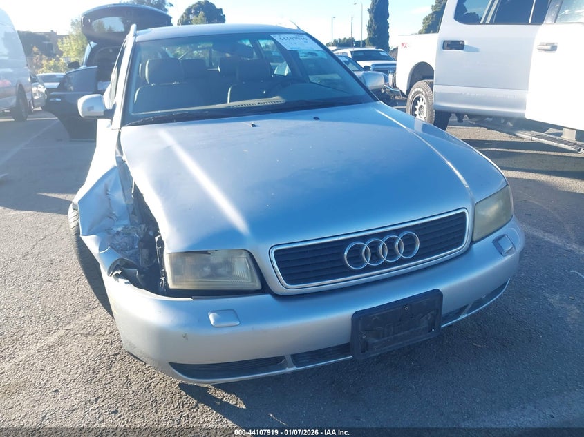 1998 Audi A4 Avant VIN: WAUFD68D2WA090888 Lot: 44107919