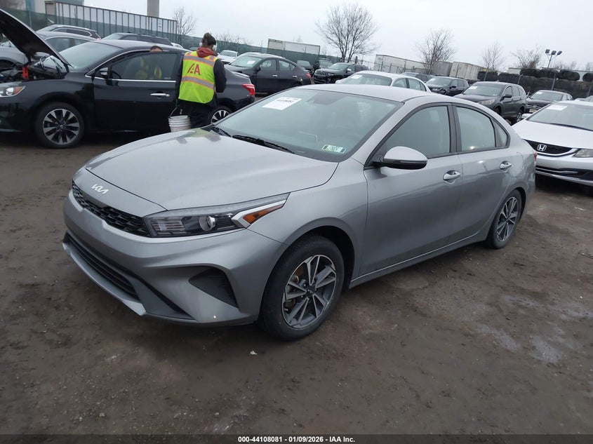 2023 Kia Forte Lxs