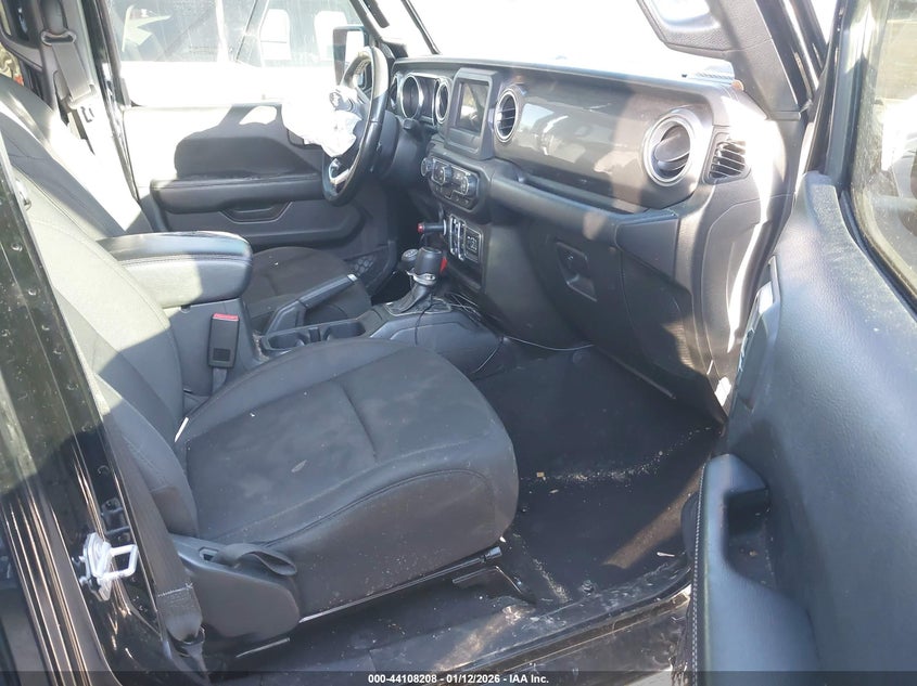 2020 Jeep Wrangler Unlimited Sahara 4X4