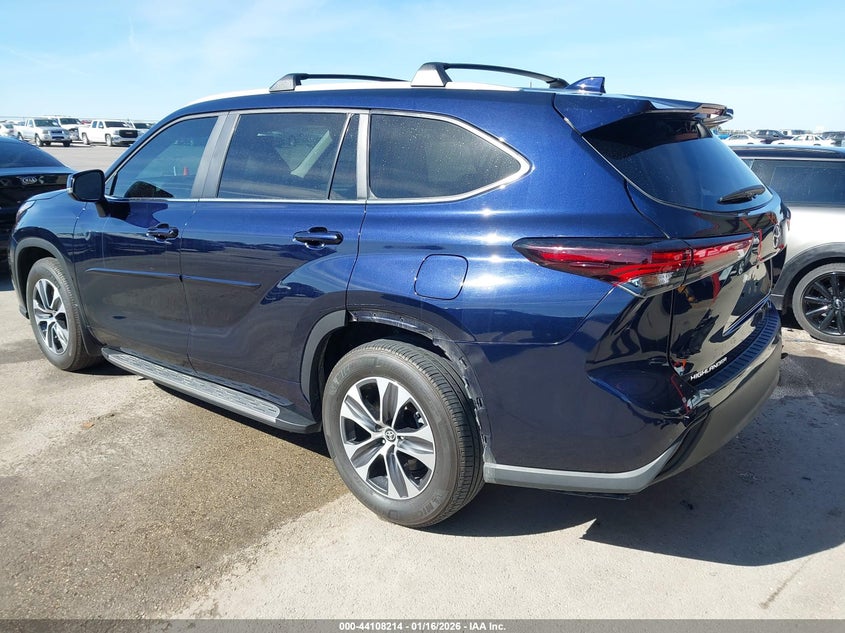 2024 Toyota Highlander Xle