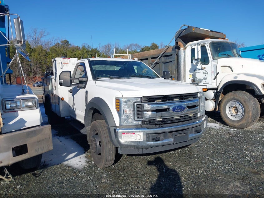2019 Ford F-550 Chassis Xl